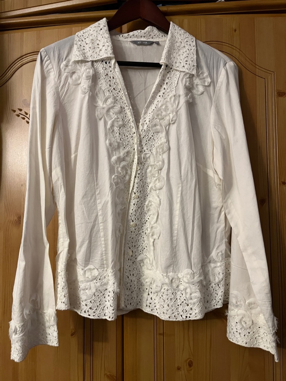 per una White Lace-Trim Button Front Blouse